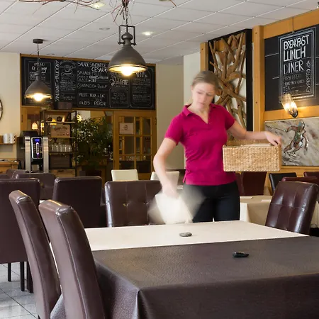 Hotel The Originals City, Du Faucigny, Cluses Ouest Scionzier